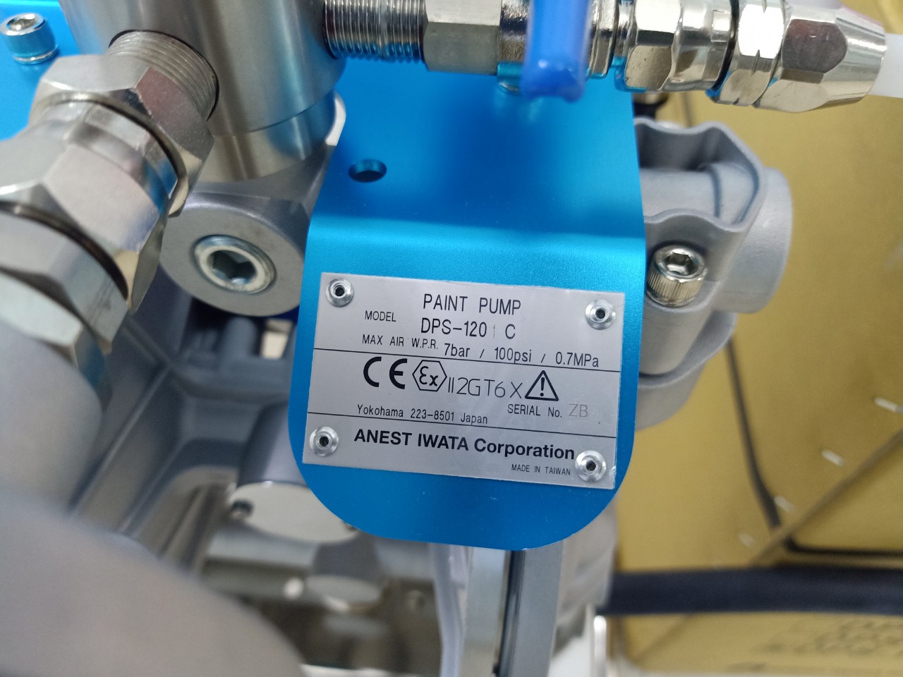 Bơm sơn có lọc sẵn DPS-1201C.TE